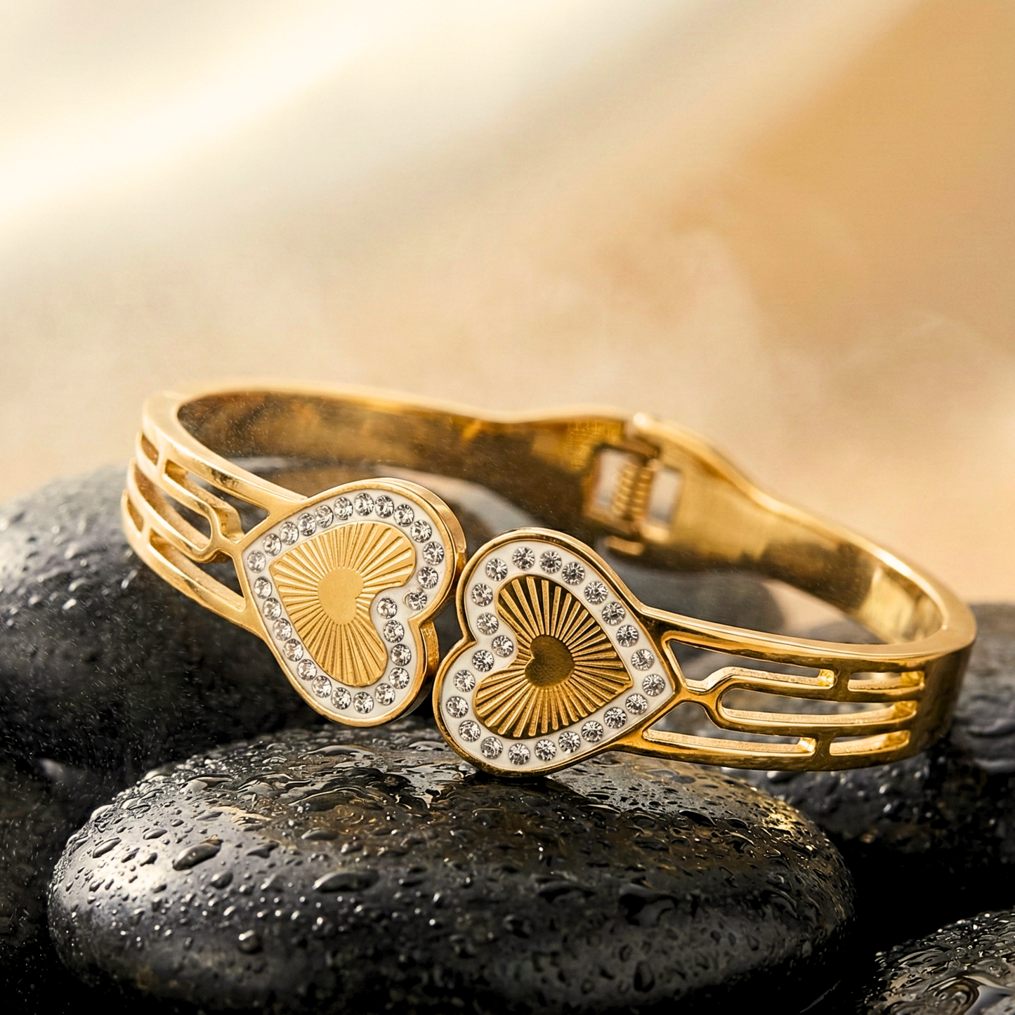 Eternal Heart Bracelet