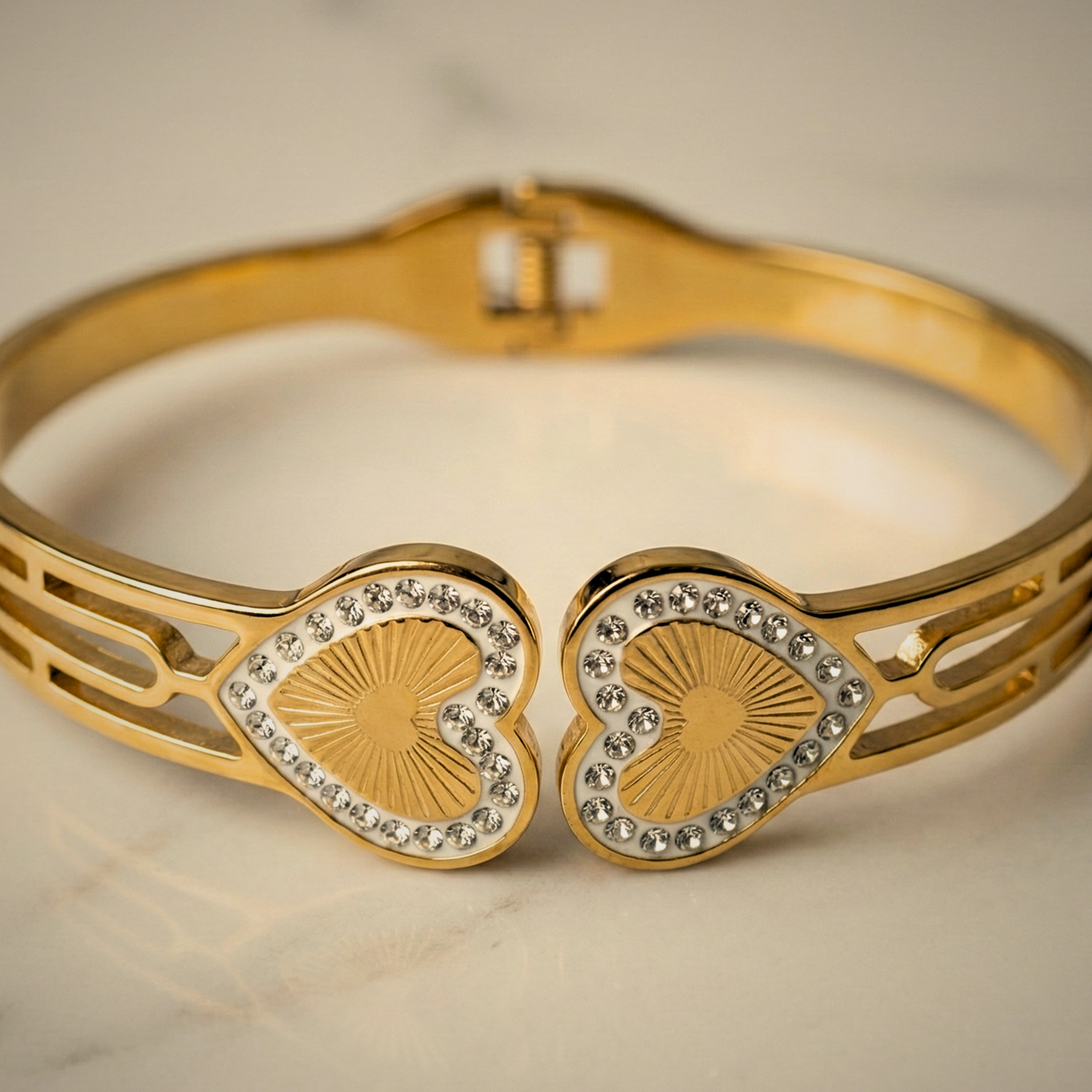 Eternal Heart Bracelet